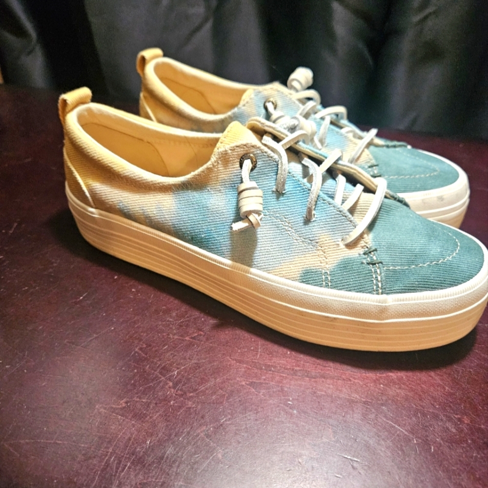Sperry, size 8, multicolor blue